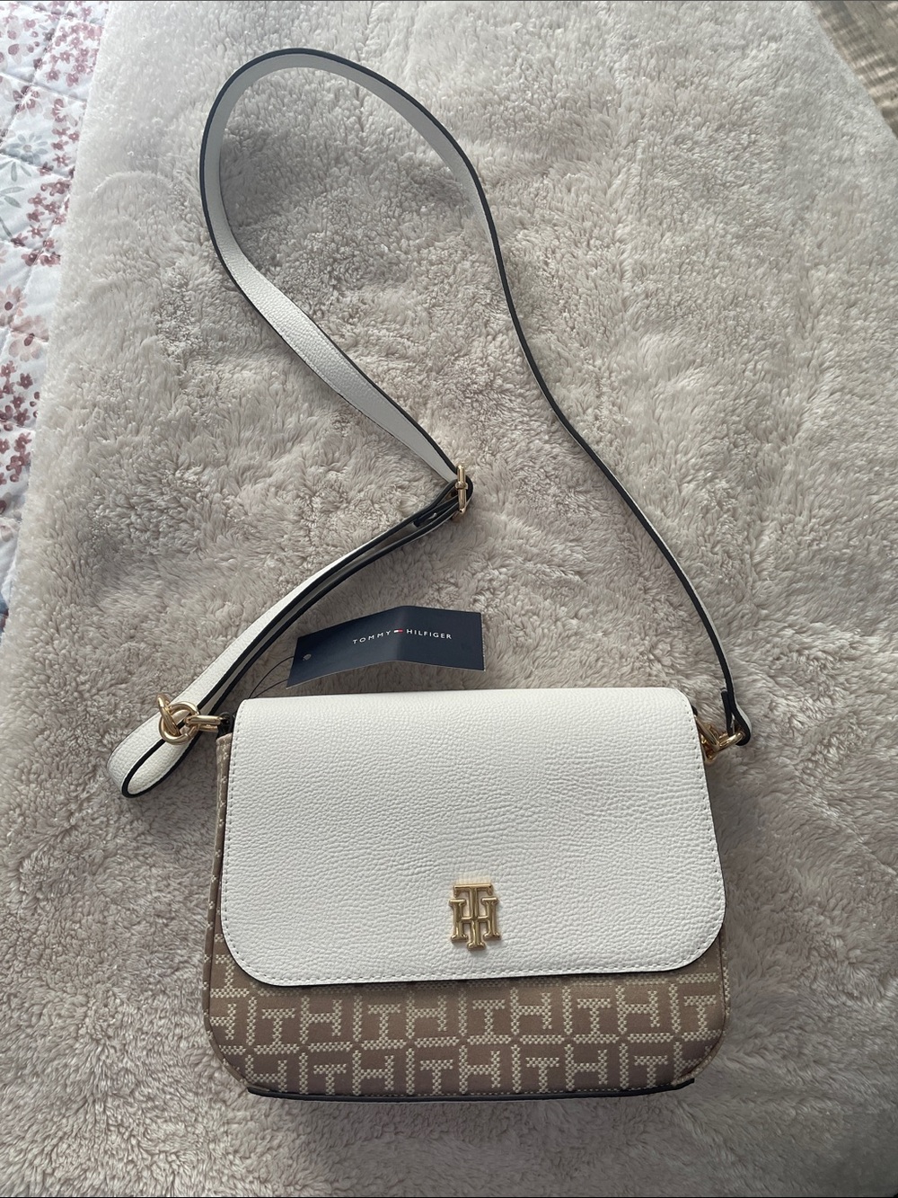 NWT Tommy Hilfiger White & Brown Crossbody Bag with TH Monogram